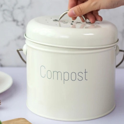 Kitchen Compost Bin